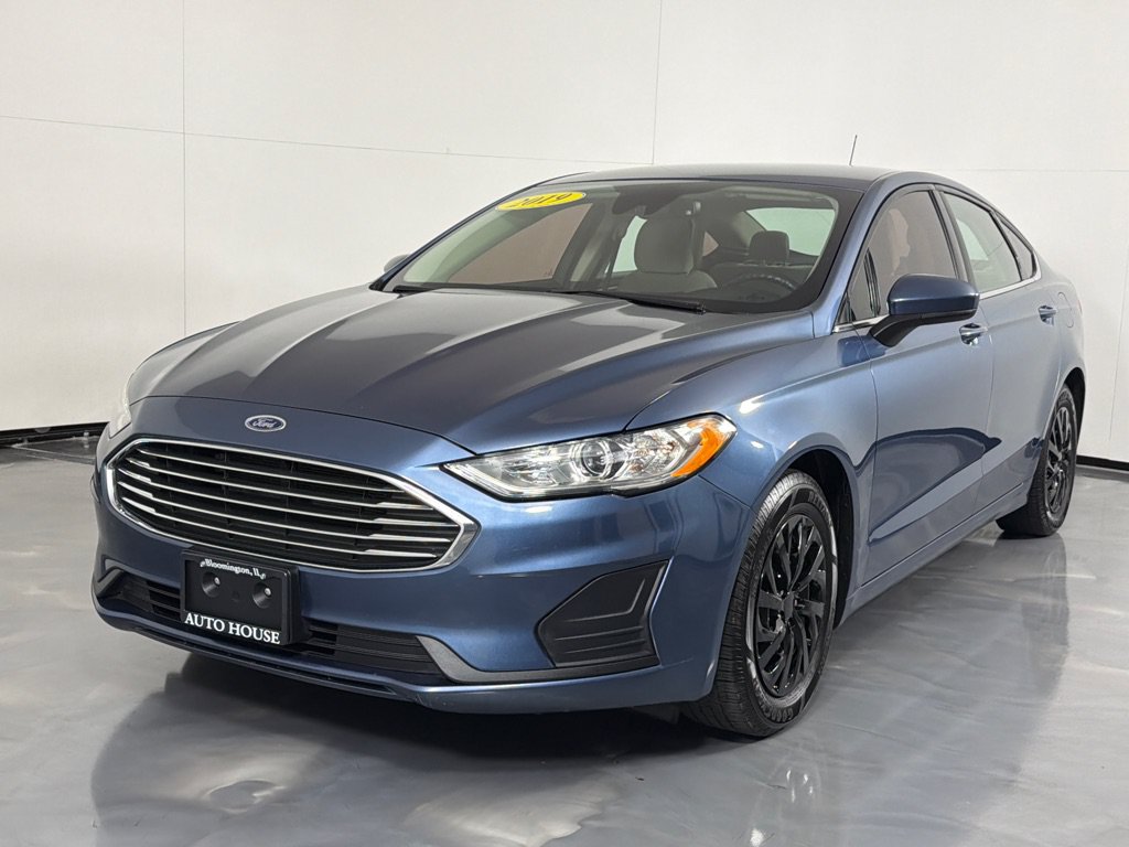 Used 2019 Ford Fusion S FWD image 10