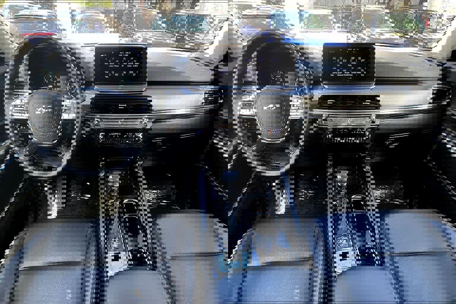 Used 2022 Kia Telluride S image 16