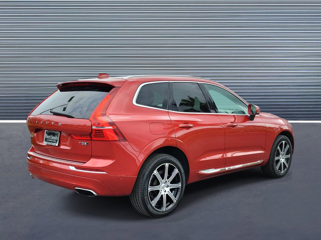 Used 2018 Volvo XC60 T5 Inscription w/ Convenience Package image 3