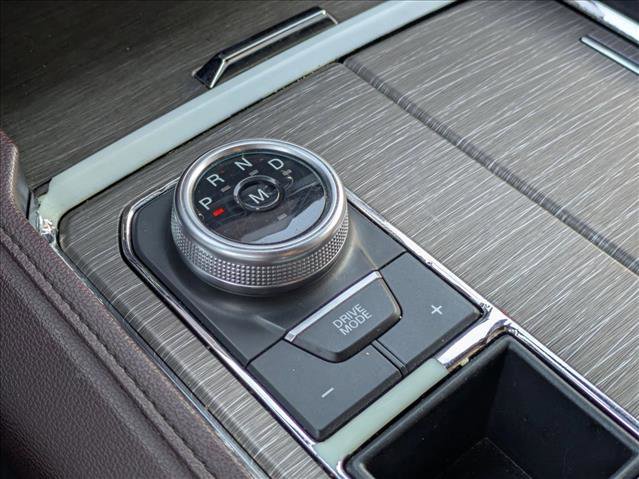 Used 2023 Ford Expedition Limited image 12