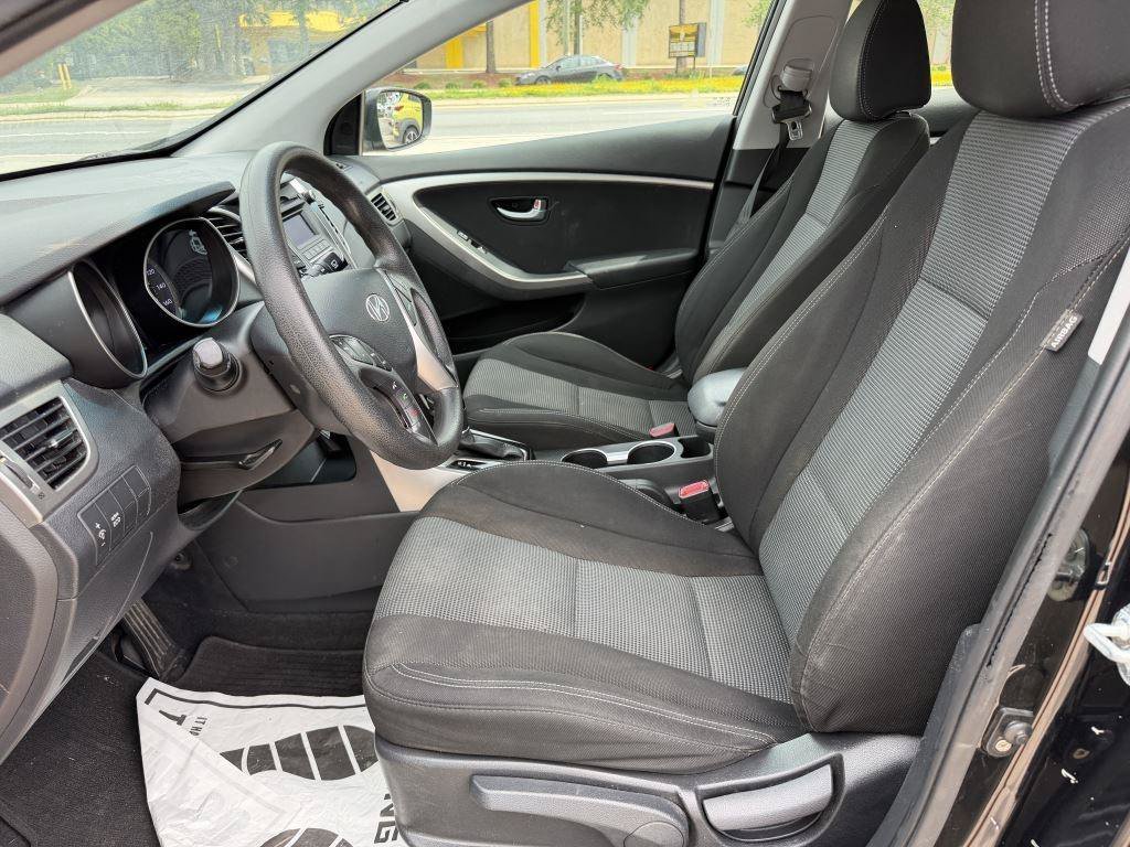Used 2013 Hyundai Elantra GT FWD image 10