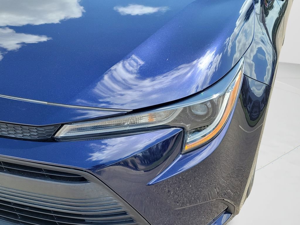 Certified 2023 Toyota Corolla LE image 9