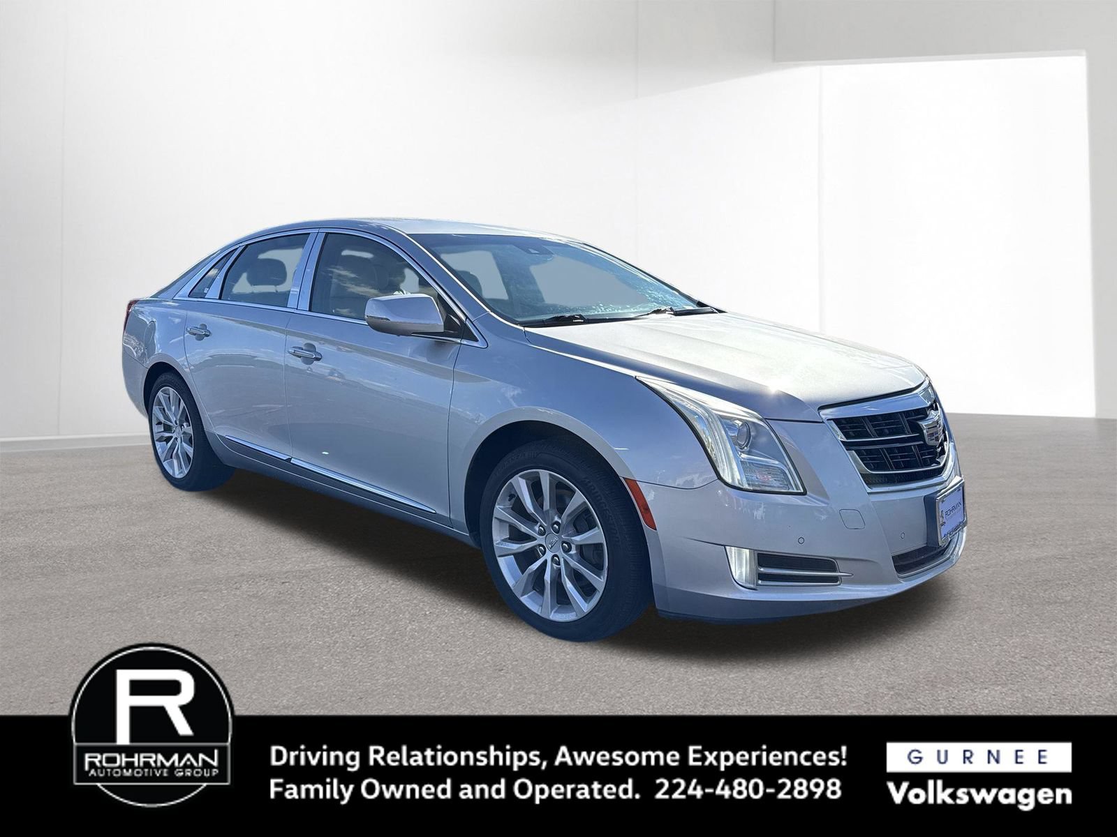 Used 2016 Cadillac XTS Luxury w/ Driver Awareness Package AWD/4WD image 2