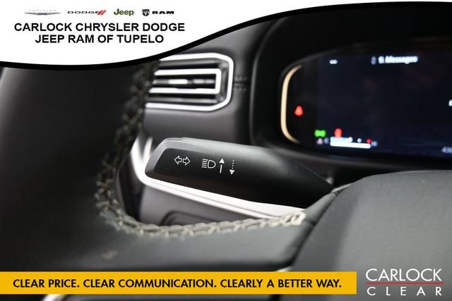 Used 2025 Jeep Wagoneer Series III w/ Premium Group I AWD/4WD image 17