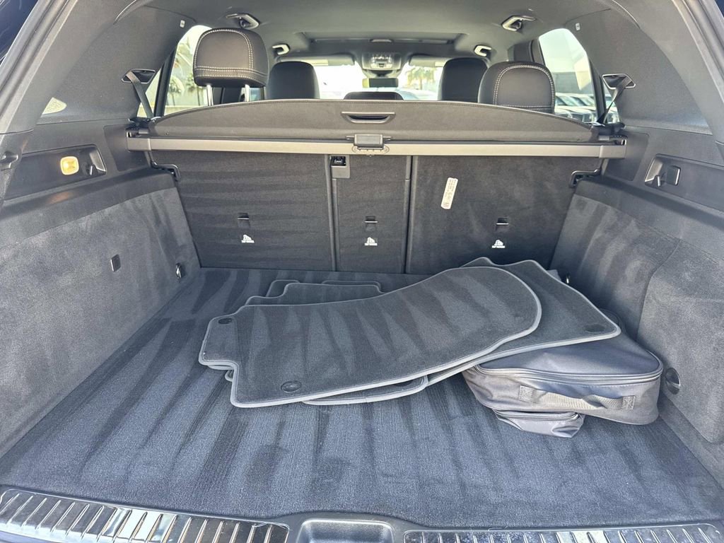 Used 2025 Mercedes-Benz GLE 450e 4MATIC image 6