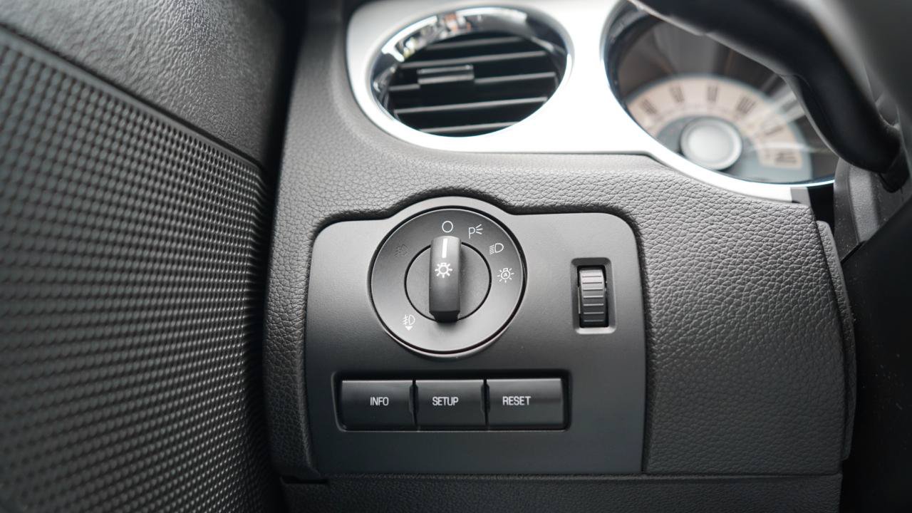 Used 2010 Ford Mustang GT RWD image 73