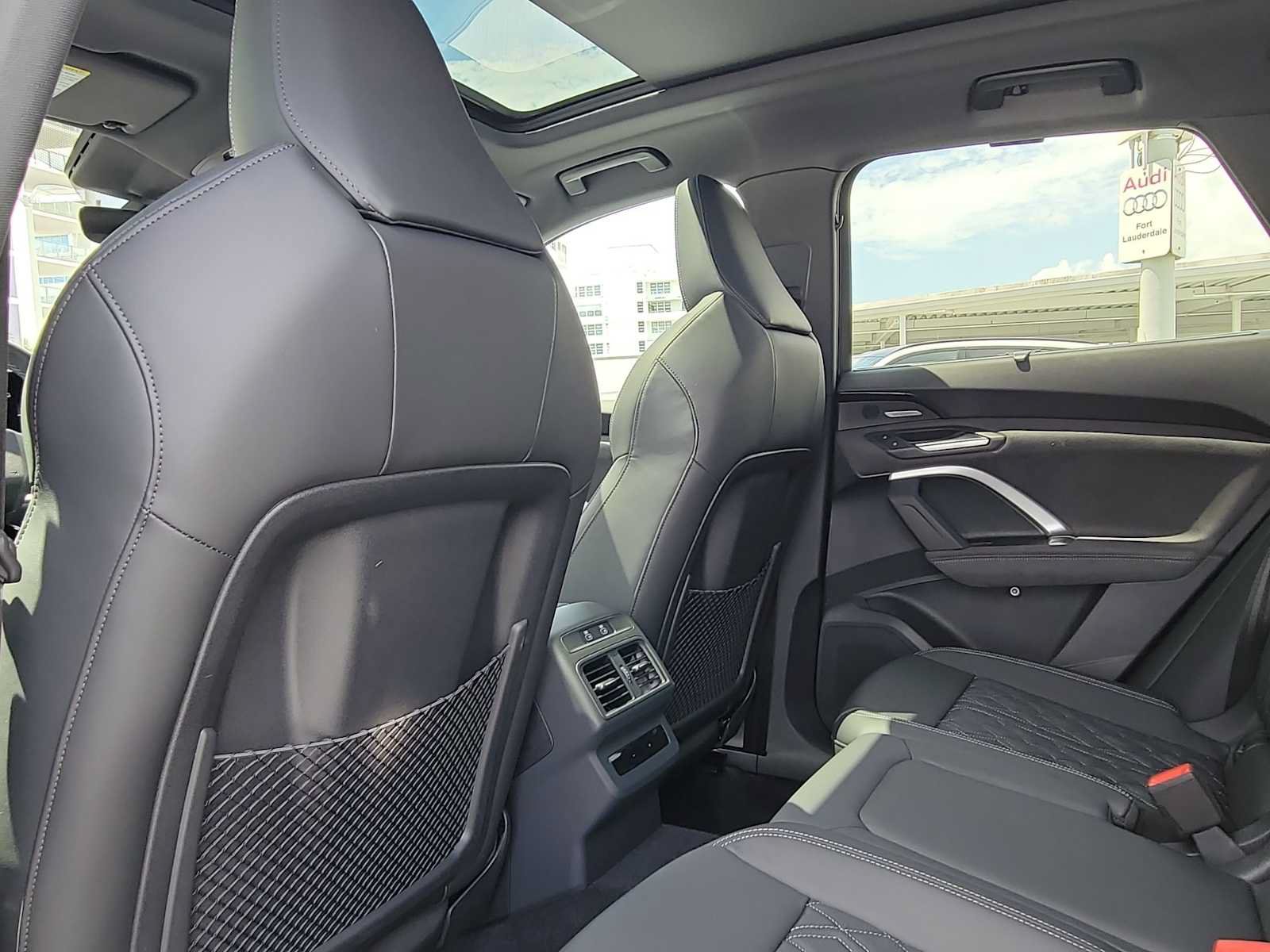 Certified 2025 Audi SQ5 Premium Plus AWD/4WD image 17