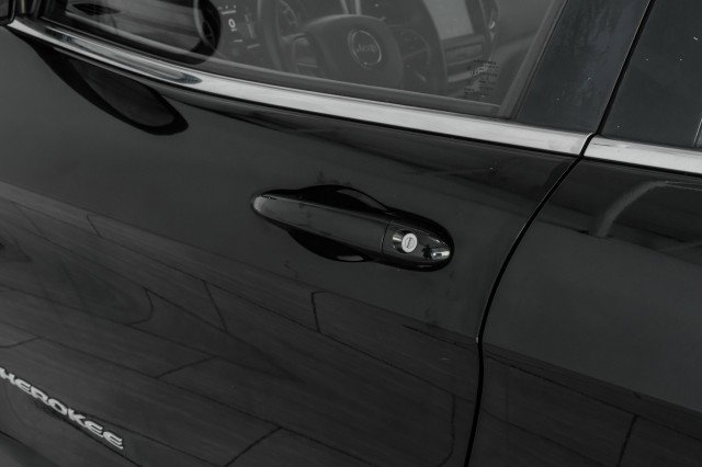 Used 2014 Jeep Cherokee Latitude image 35