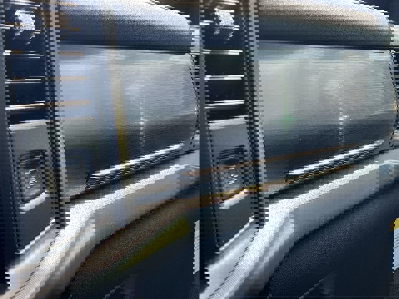 New 2025 Ford F150 Lariat w/ Equipment Group 501A Mid image 12