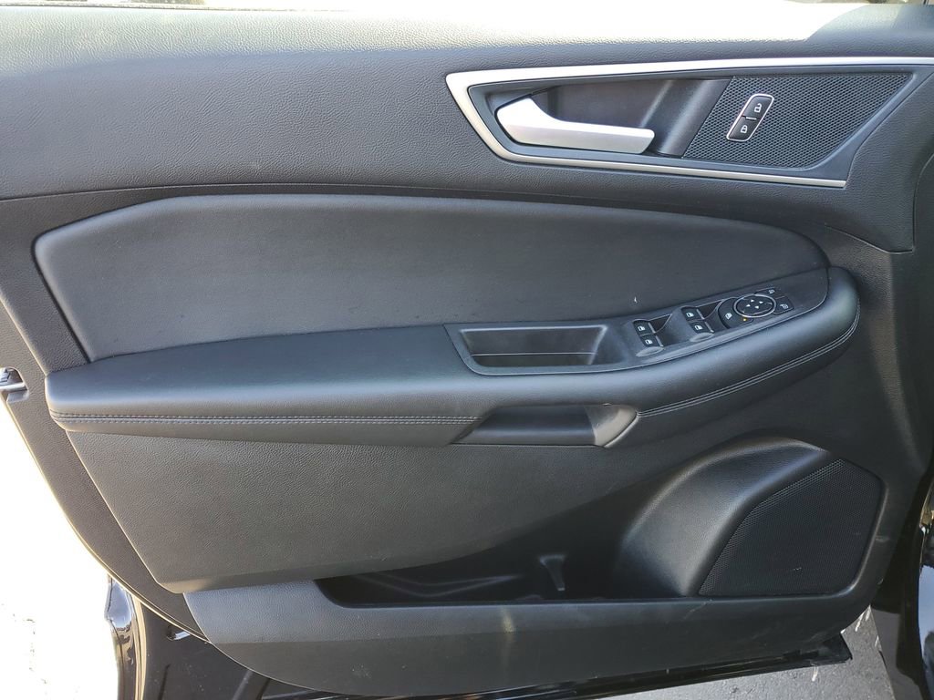 Used 2024 Ford Edge SEL image 24