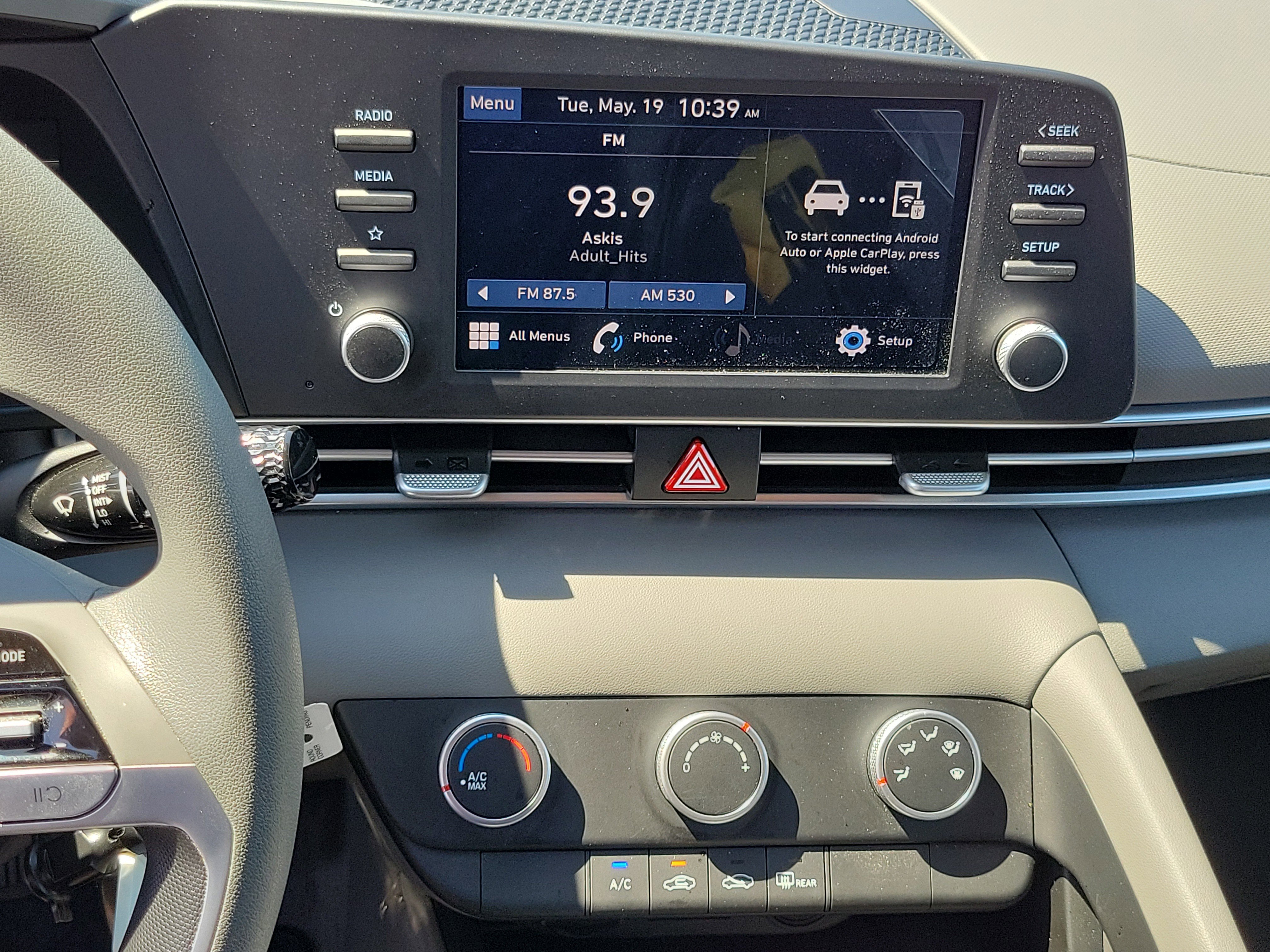 Certified 2023 Hyundai Elantra SE FWD image 10