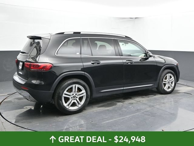 Used 2023 Mercedes-Benz GLB 250 4MATIC image 2