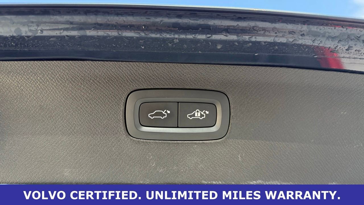 Certified 2023 Volvo XC90 T8 Ultimate w/ Protection Package Premier AWD/4WD image 9