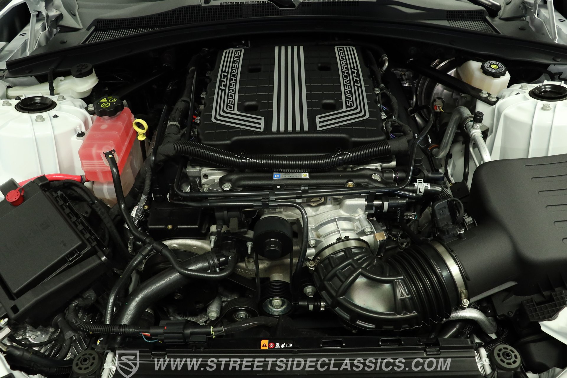 Used 2023 Chevrolet Camaro ZL1 RWD image 3