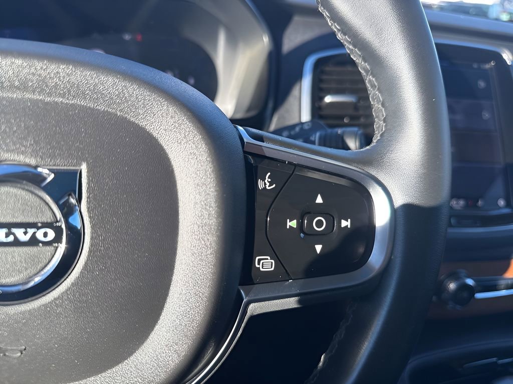 Used 2024 Volvo XC90 B5 Plus AWD/4WD image 18