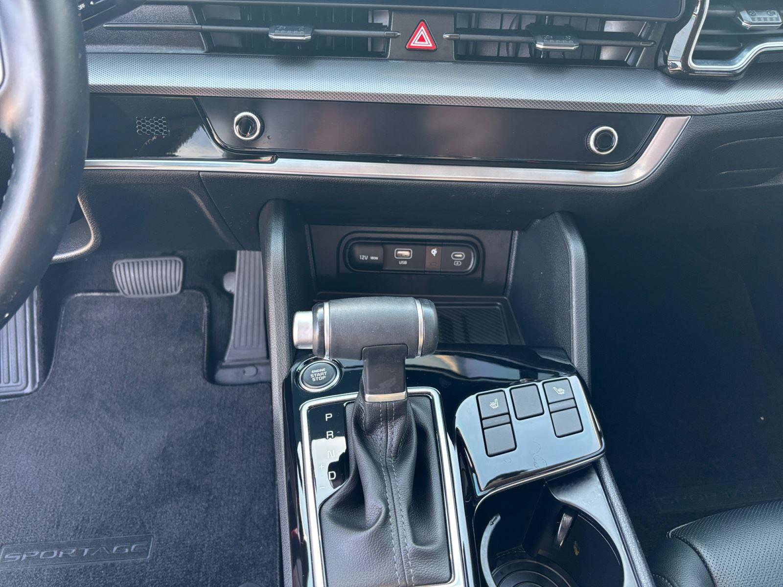 Used 2025 Kia Sportage SX FWD image 12