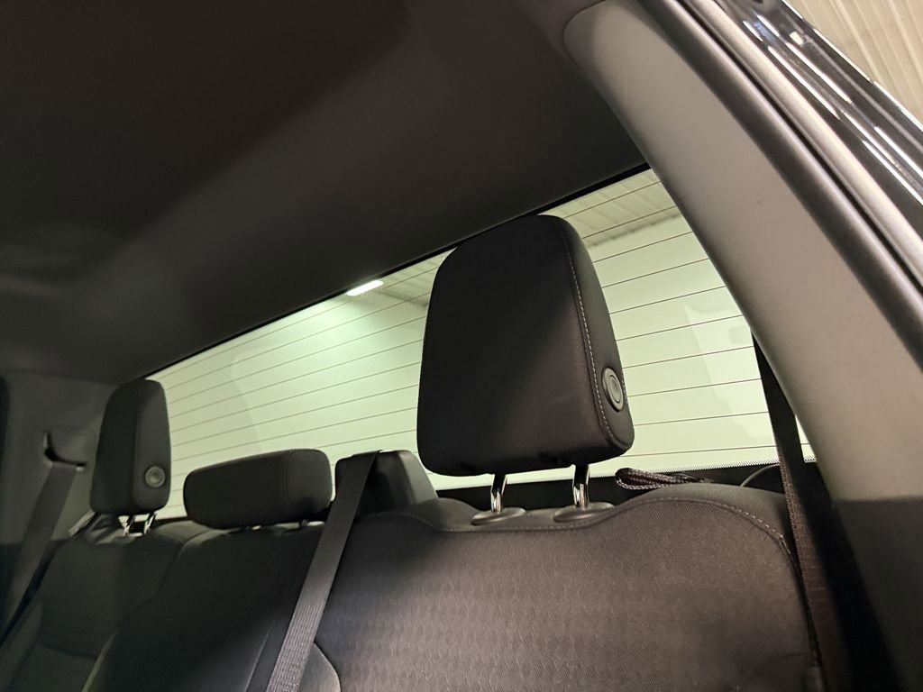 Used 2023 Chevrolet Silverado 1500 LT image 9