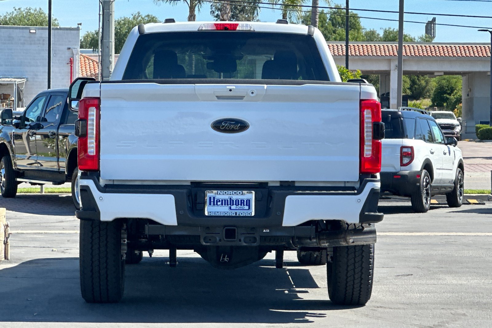 New 2026 Ford F350 XLT w/ XLT Premium Package AWD/4WD image 5