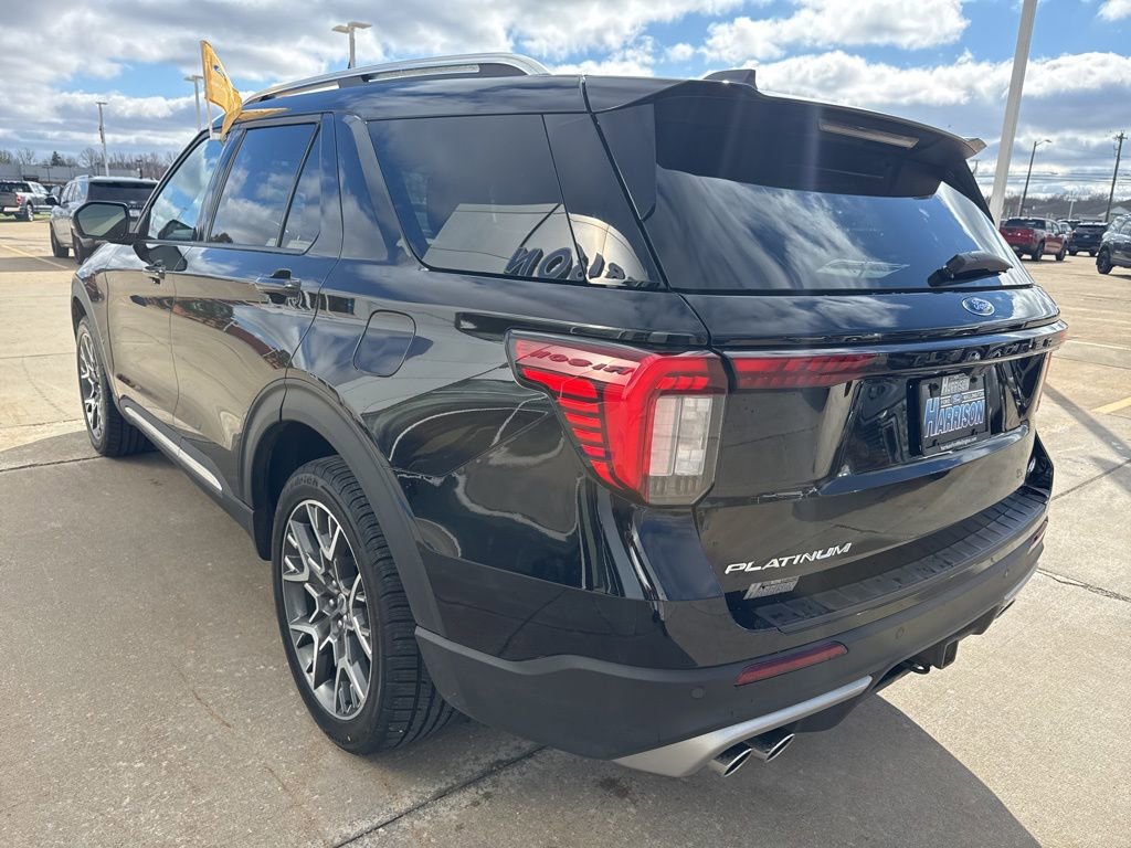 Certified 2025 Ford Explorer Platinum w/ Ultimate Package AWD/4WD image 7