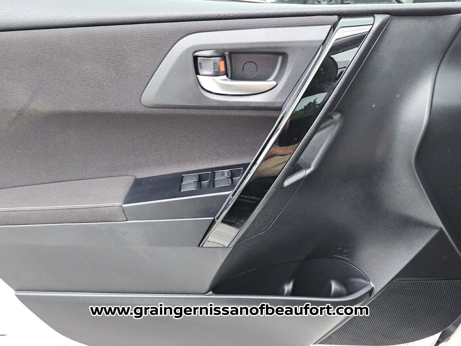 Used 2016 Scion iM FWD image 16