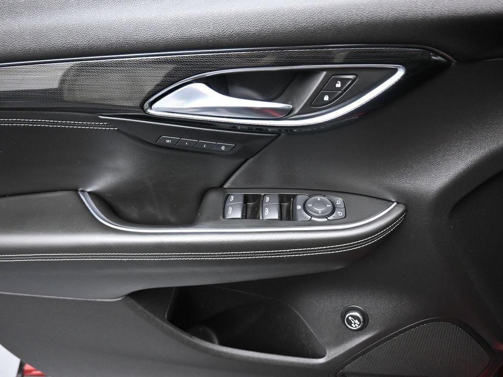 Used 2023 Buick Envision Essence w/ Sport Touring Package FWD image 10