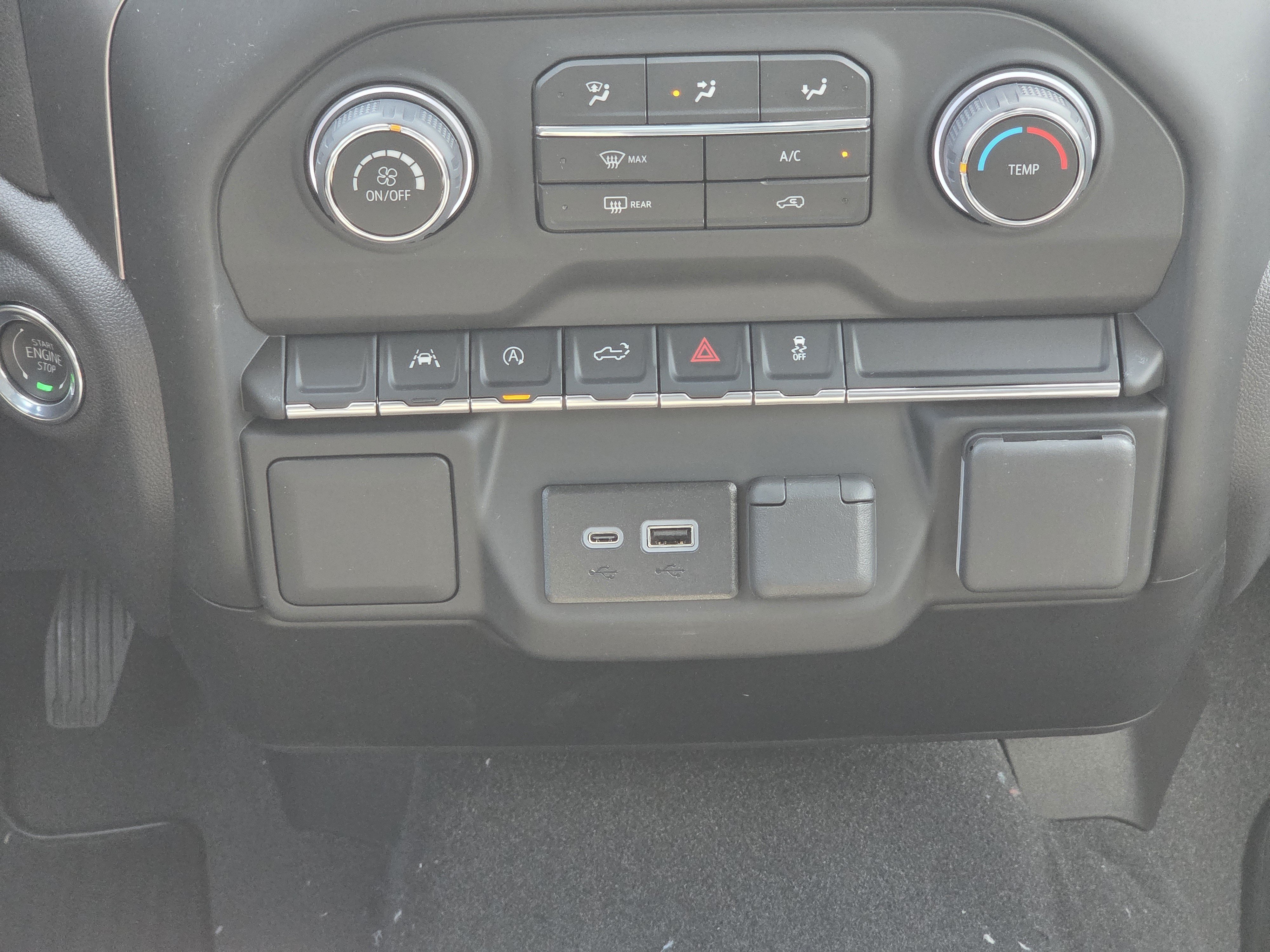 New 2026 Chevrolet Silverado 1500 Custom AWD/4WD image 11