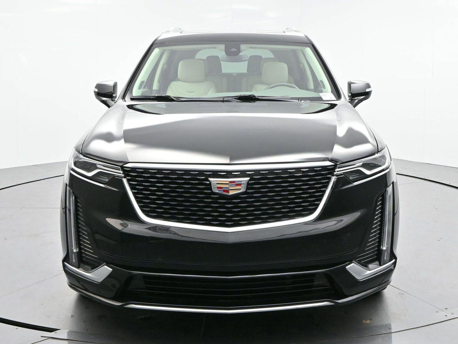 Certified 2024 Cadillac XT6 Premium Luxury image 2