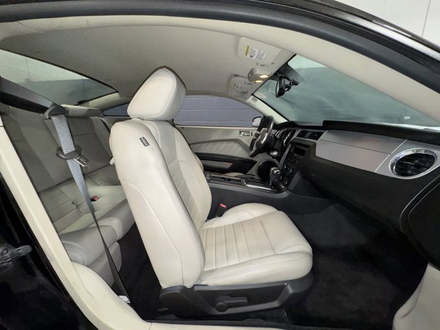 Used 2011 Ford Mustang Premium w/ 202A Rapid Spec Order Code image 7