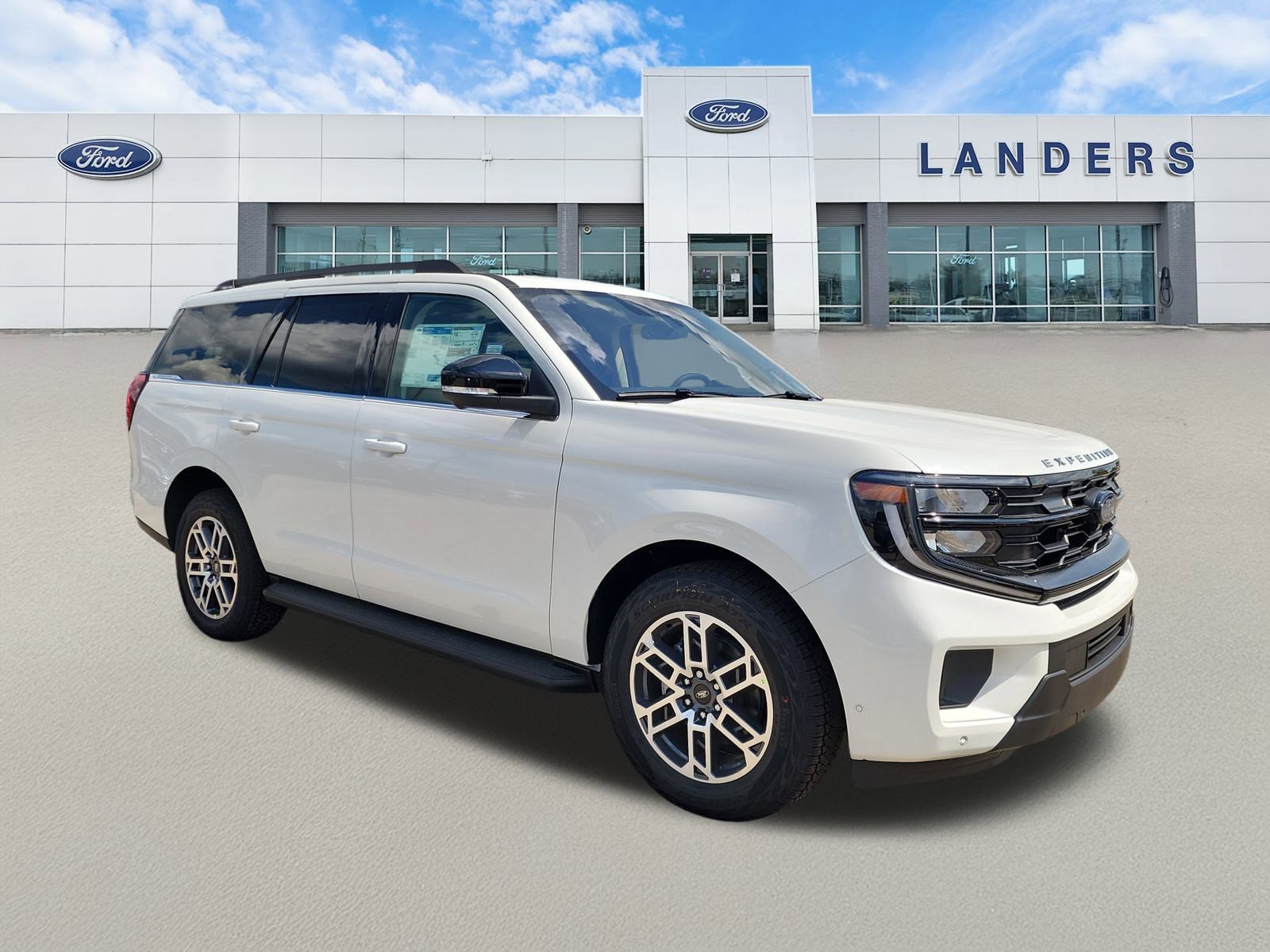 New 2025 Ford Expedition Active image 1