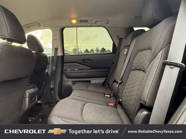 Used 2023 Nissan Pathfinder SV w/ Black Appearance Package FWD image 31