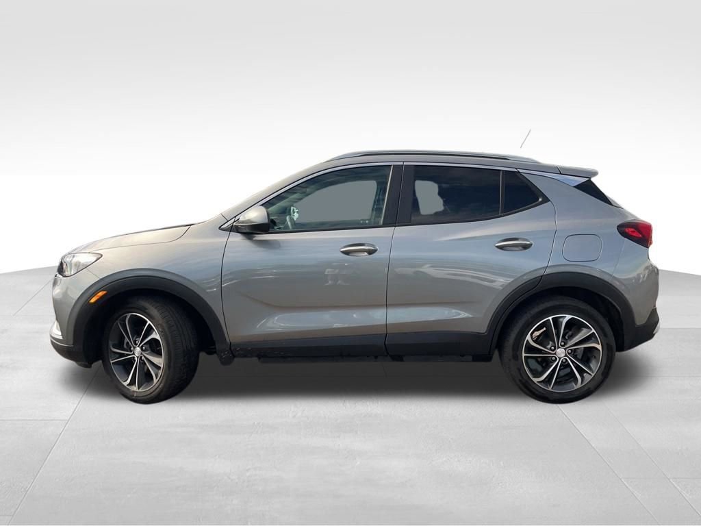 Certified 2023 Buick Encore GX Select FWD image 2