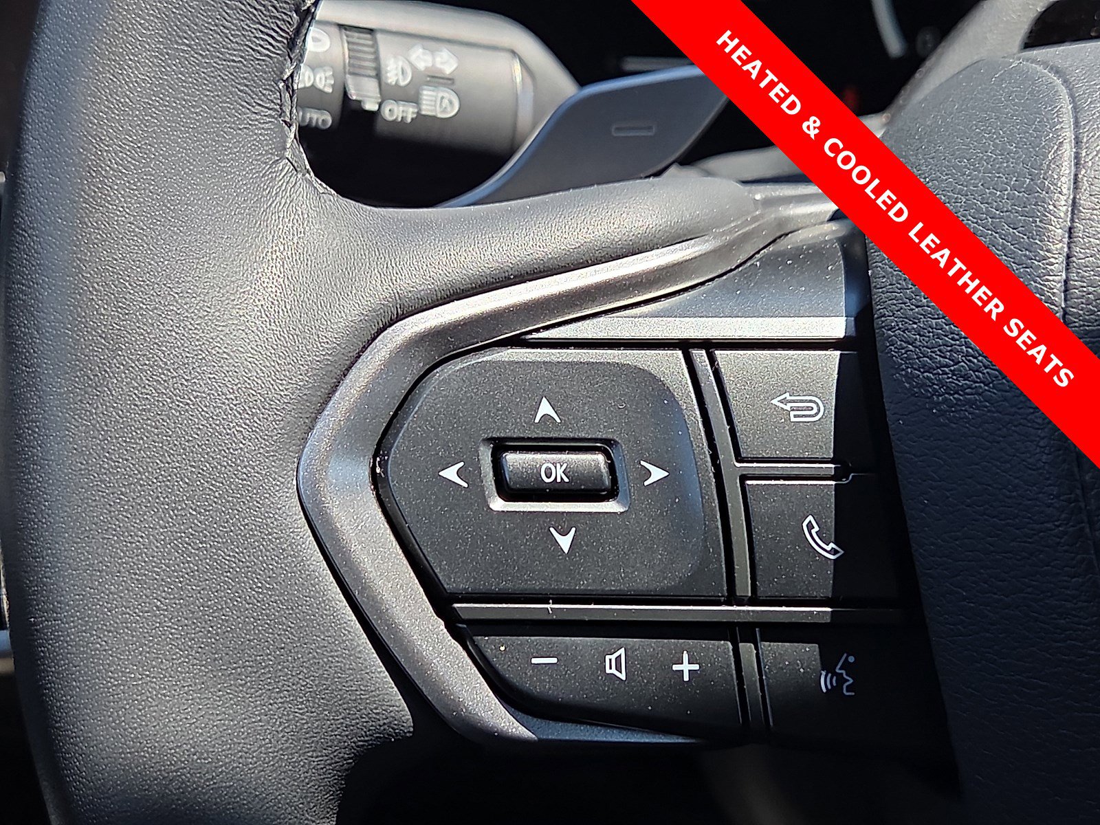Used 2025 Lexus RX 350 Premium w/ Convenience Package AWD/4WD image 21
