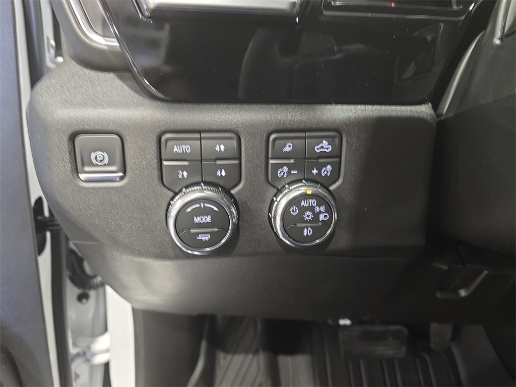 New 2026 GMC Sierra 1500 Elevation image 26