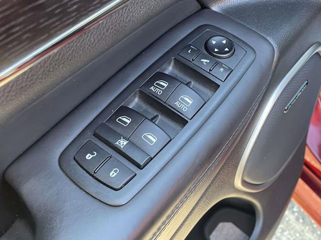 Used 2020 Jeep Grand Cherokee High Altitude AWD/4WD image 16