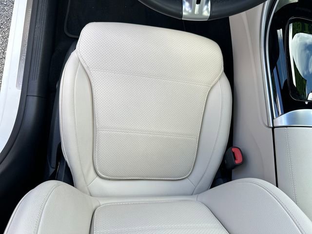 Used 2025 Mercedes-Benz C 300 Sedan image 16