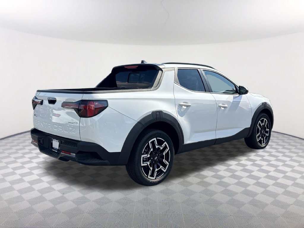 Used 2025 Hyundai Santa Cruz Limited AWD/4WD image 5