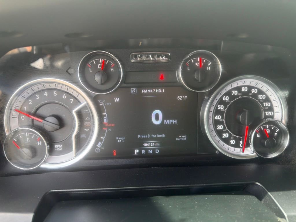 Used 2018 RAM 2500 Laramie w/ Convenience Group AWD/4WD image 16
