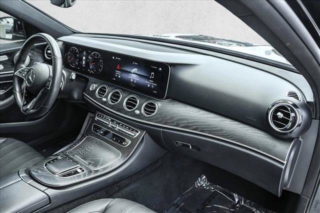 Used 2023 Mercedes-Benz E 350 4MATIC Sedan image 26