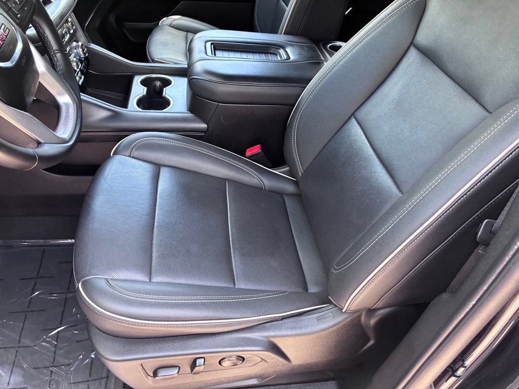 Used 2024 GMC Yukon SLT RWD image 24