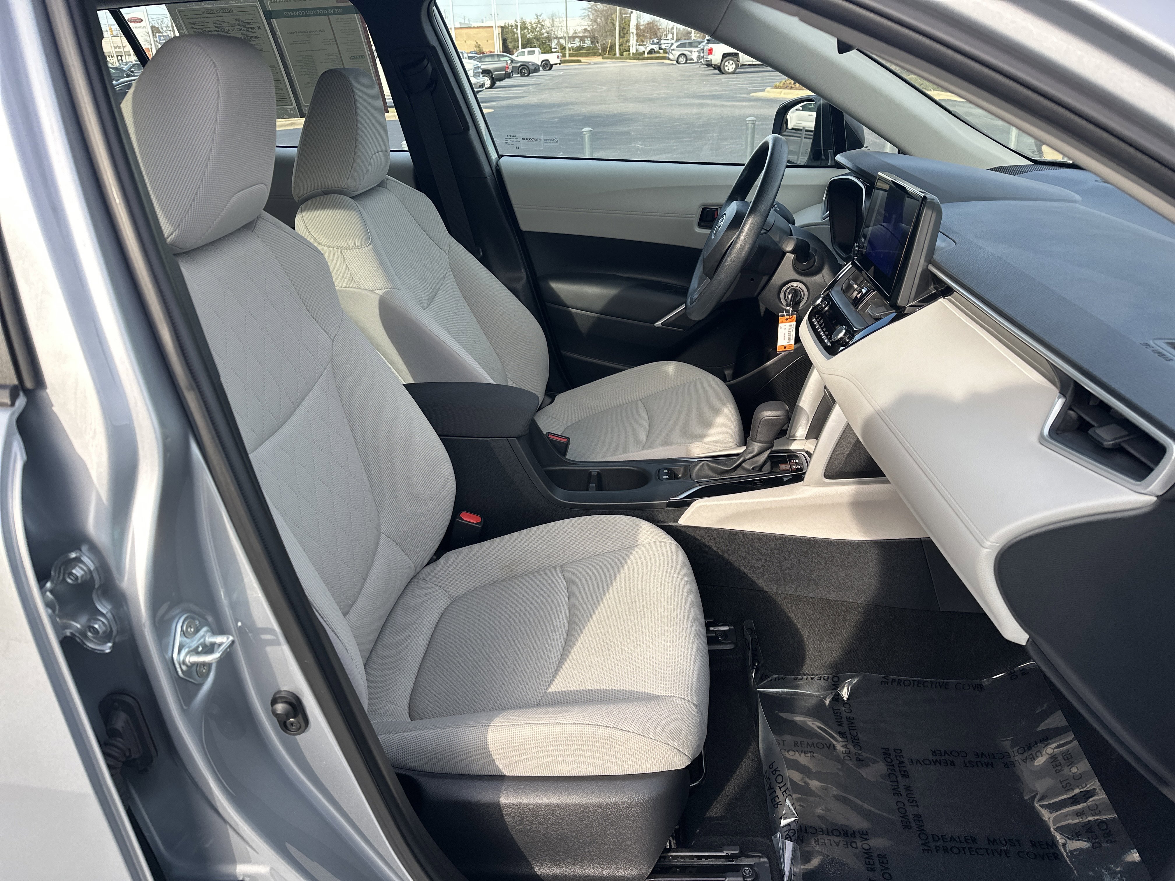 Certified 2023 Toyota Corolla Cross L image 32