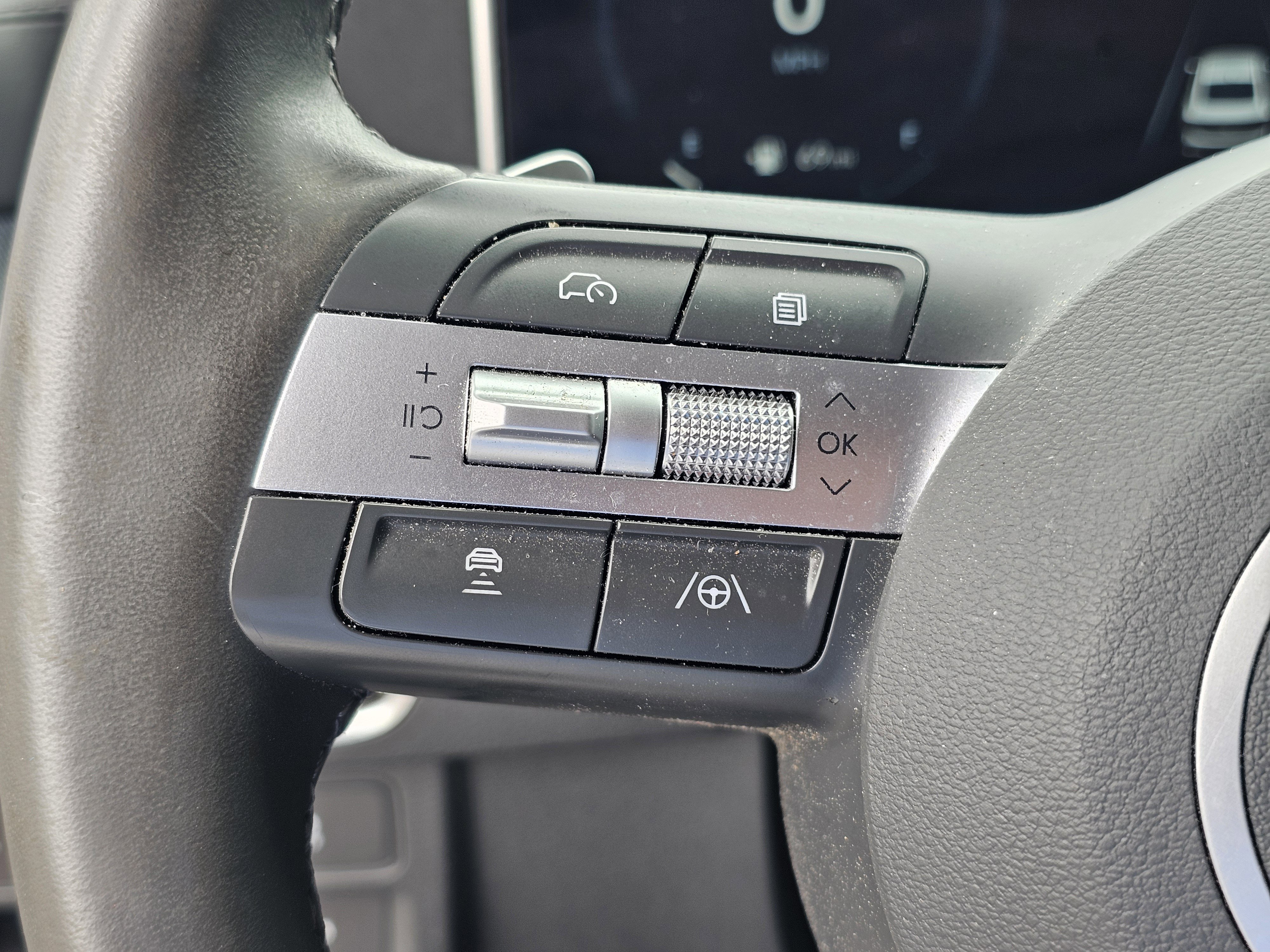 Used 2025 Hyundai Sonata SEL FWD image 20