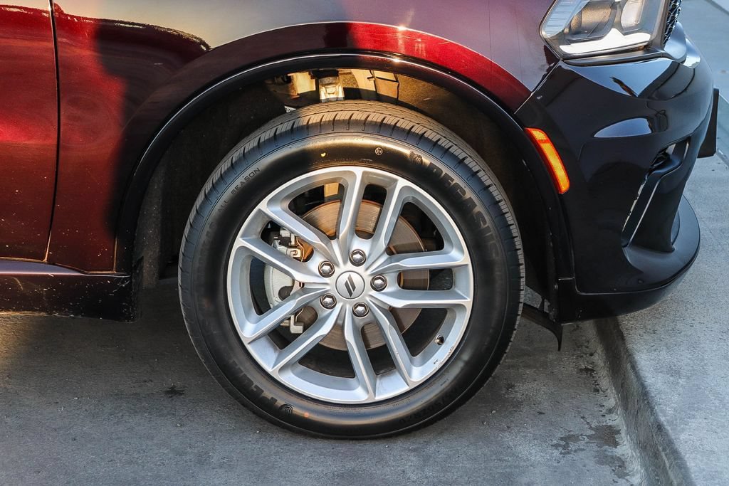 Used 2025 Dodge Durango GT AWD/4WD image 11