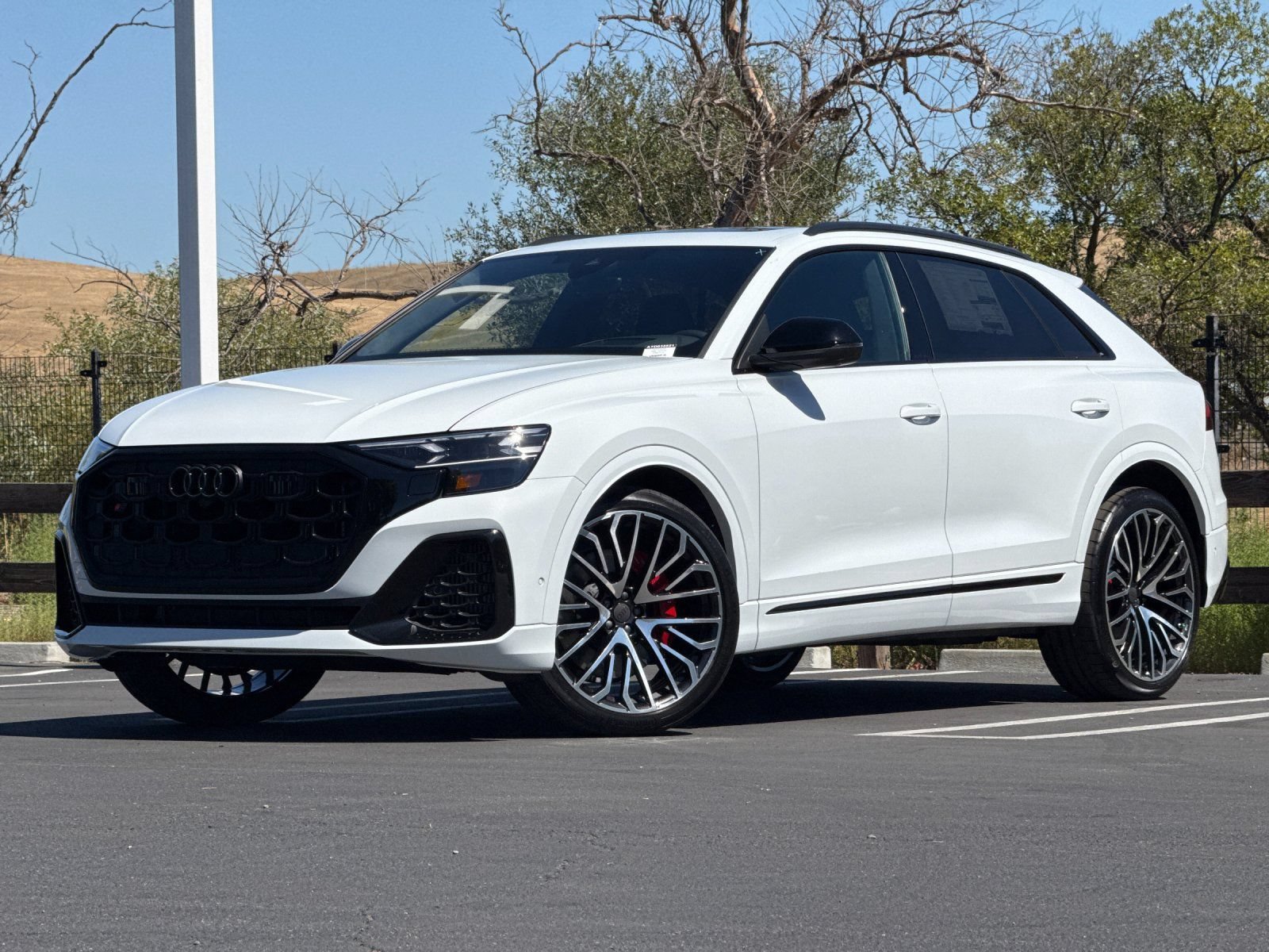 New 2026 Audi SQ8 Prestige AWD/4WD image 1
