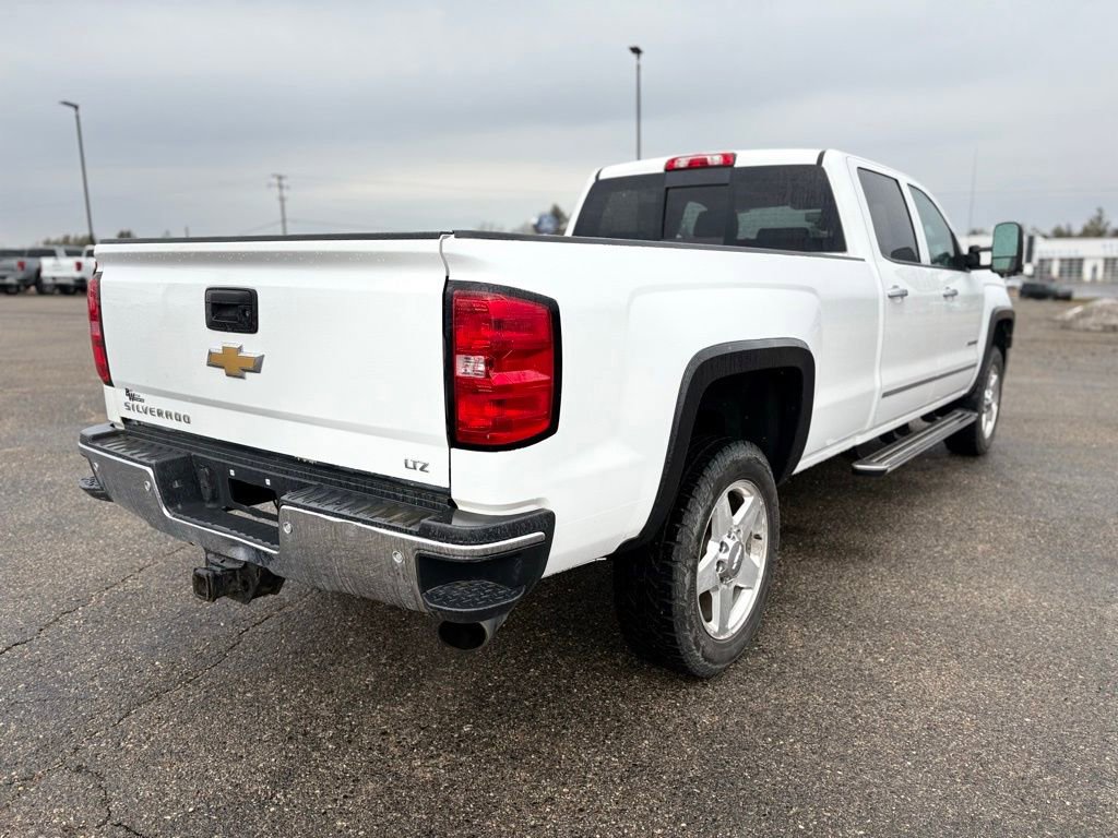 Used 2015 Chevrolet Silverado 2500 LTZ AWD/4WD image 6