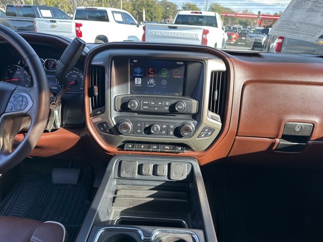 Used 2014 Chevrolet Silverado 1500 High Country w/ High Country Premium Package image 3