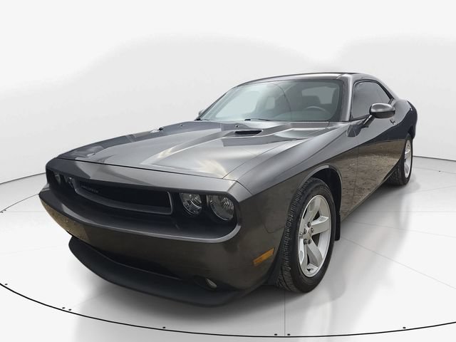 Used 2013 Dodge Challenger SXT Plus RWD image 10