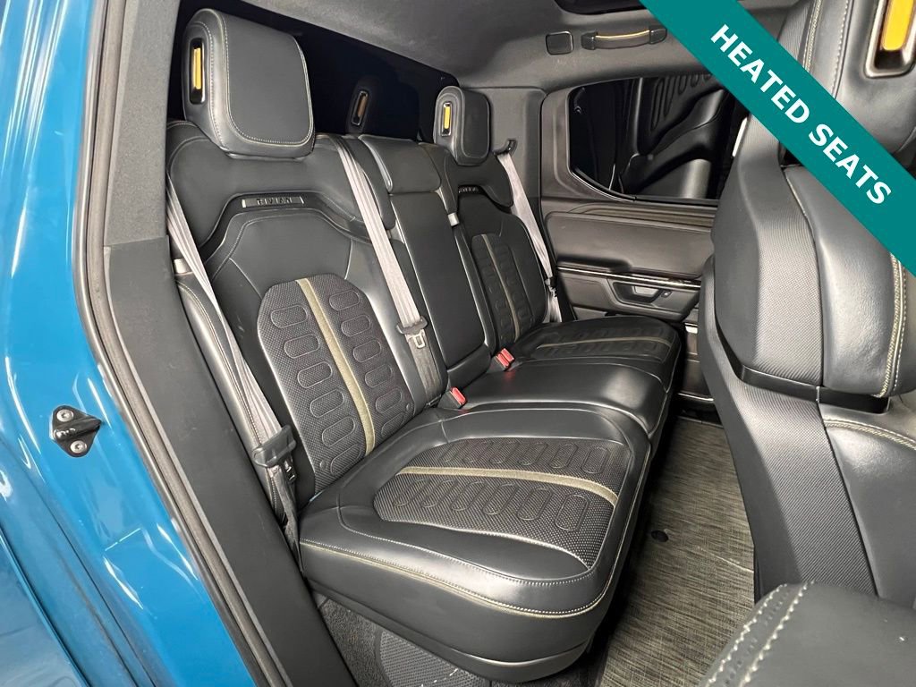 Used 2025 Rivian R1T Adventure image 9