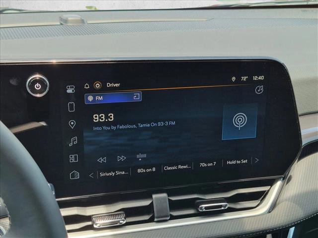 Used 2026 Chevrolet Equinox LT w/ Safety and Technology Package FWD image 12