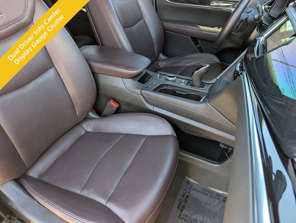 Used 2023 Cadillac XT6 Premium Luxury w/ Technology Package AWD/4WD image 24