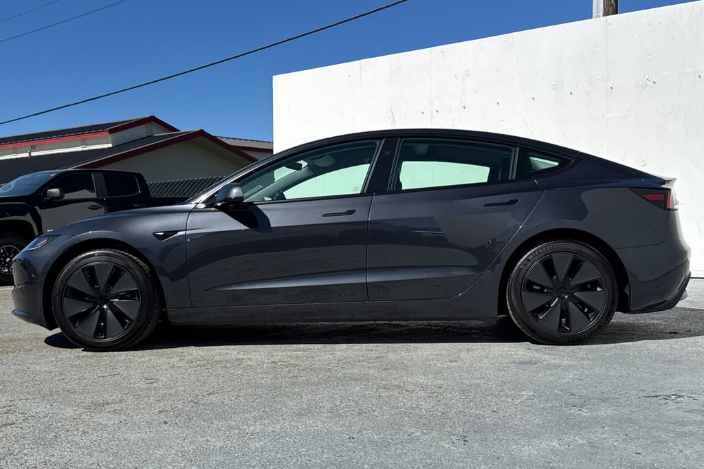 Used 2025 Tesla Model 3 Long Range image 6